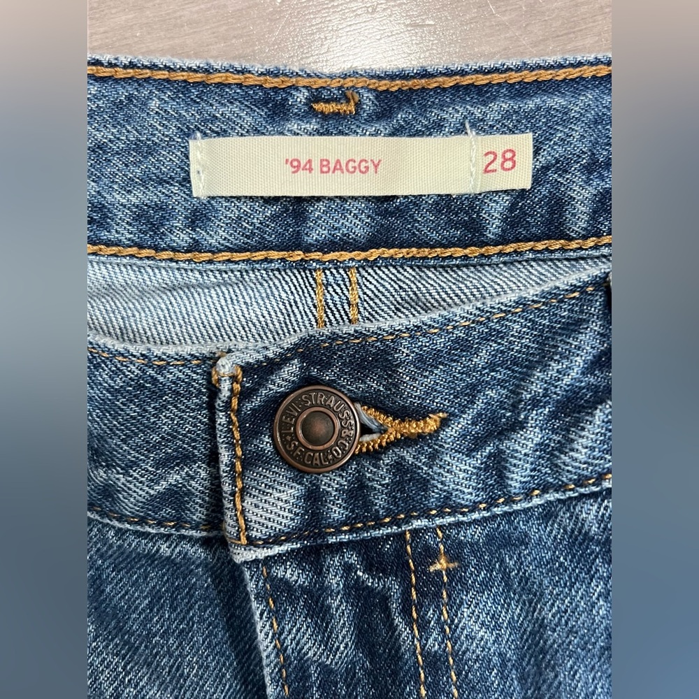 Levi’s Classic 94’s Baggy Leg, Classic Blue Denim Barrel Jeans, Wide Leg, Size28 - Picture 2 of 9